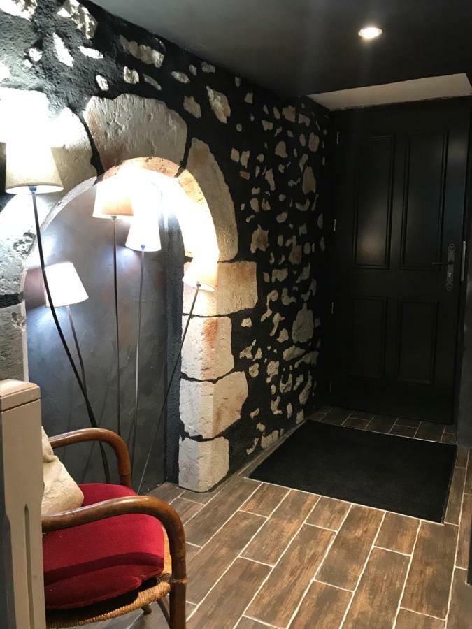Ferienwohnung L'Elegance Au Coeur Du Medieval Provins Exterior foto